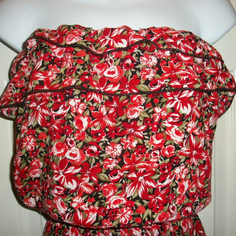 BODY CENTRAL RUFFLED STRAPLESS DRESS SIZE SMALL - Picture 3 of 7